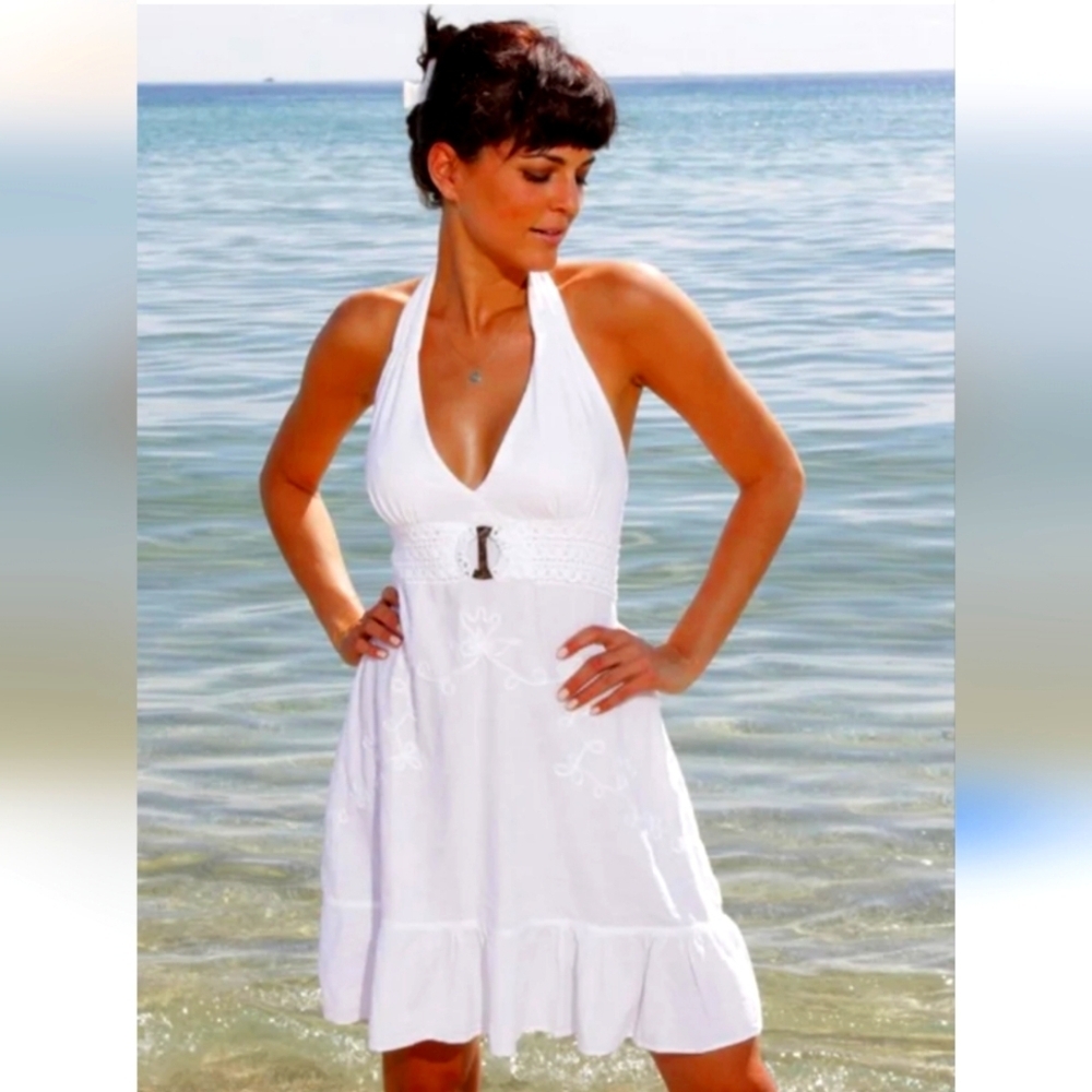 Giocam White Mini Dress. Size Small. NWOT.